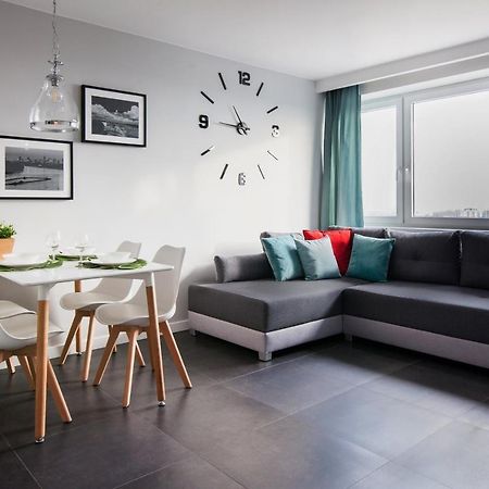 Apartment River Front, Great View From 14Th Floor, Next To Pge Narodowy Stadium, Torwar - By Warsawskyline Apartments ภายนอก รูปภาพ